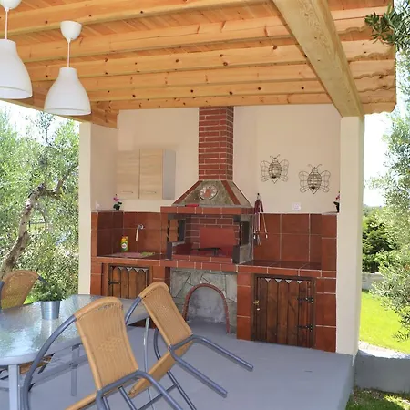 Apartament Alegra's *
