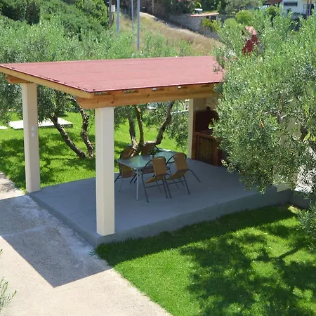 Apartment Alegra's Nikiti (Sithonia)